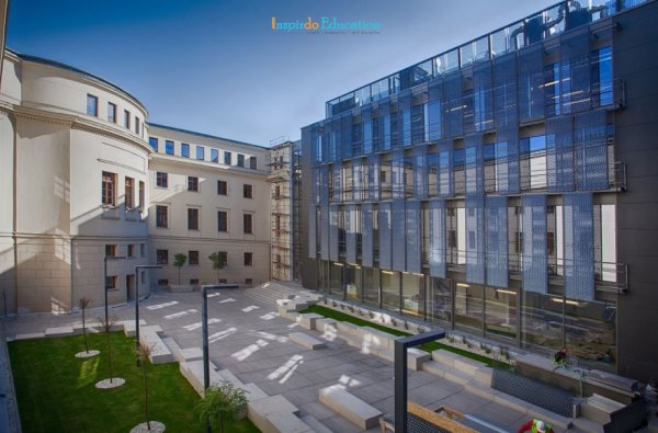 University-of-Arts-in-Poland-2