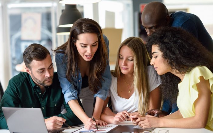 hoc-quan-tri-kinh-doanh-tai-anh