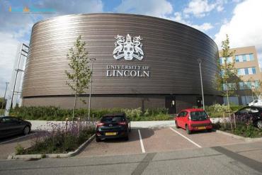 Du học Anh – Đại học Lincoln