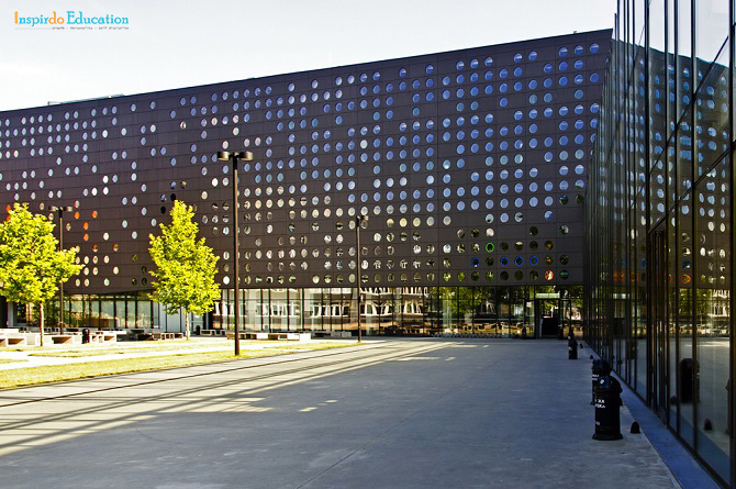 WrocYaw_University_of_Science_and_Technology-2