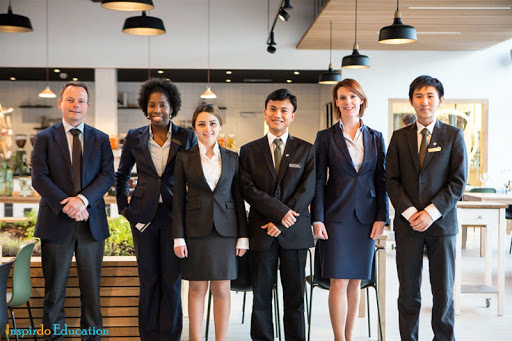 co-de-tiem-viec-lam-nganh-quan-tri-du-lich-khach-san-tai-ha-lan