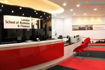 Học tiếng Anh tại Học viện LSBF Singapore – Học bổng hấp dẫn giúp tiết kiệm chi phí tối đa