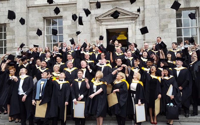 hoc-quan-tri-kinh-doanh-tYi-trinity-du-hoc-ireland