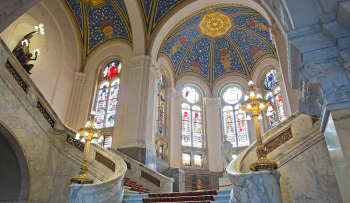 cung-dien-hoa-binh-1