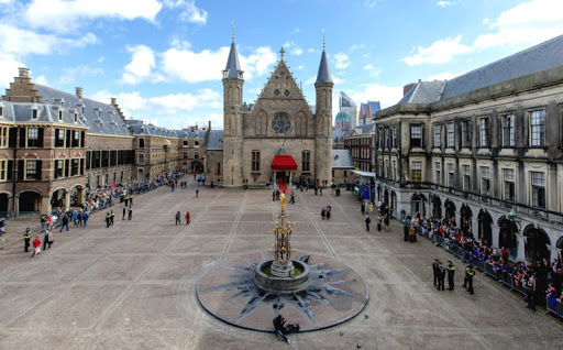 toa-nha-The_Binnenhof