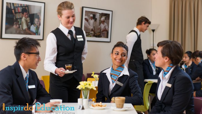 du-hoc-nganh-du-lich-khach-san-singapore