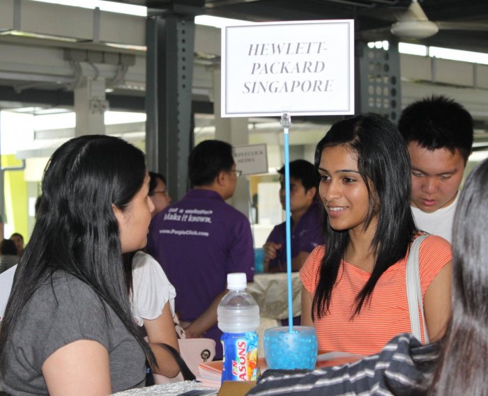 hoi-cho-viec-lam-tai-jcu-singapore