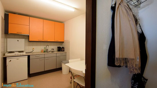 nha-o-tai-rotterdam-1