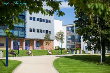 Du học Anh cùng Đại học Sunderland – Ngôi trường có dịch vụ sinh viên tuyệt vời