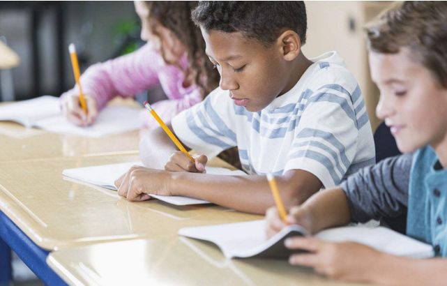 ky-thi-AEIS-va-S-AEIS