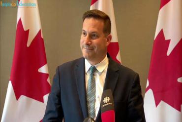 Thông báo mới nhất về việc chính phủ Canada hỗ trợ sinh viên quốc tế học online tại nước ngoài trước khi đến Canada