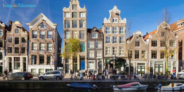 Fly-to-the-Netherlands