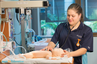 Du học Úc – Học ngành Điều dưỡng tại Đại học Monash – Cơ hội nghề nghiệp và định cư rộng mở