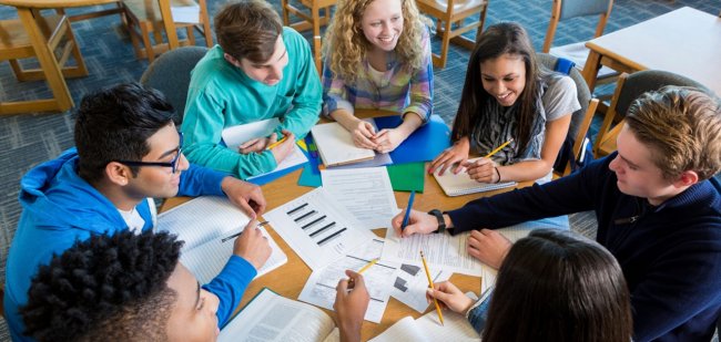 hoc_trung_hYc_tai_canada