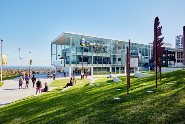Dai_hoc_Flinder