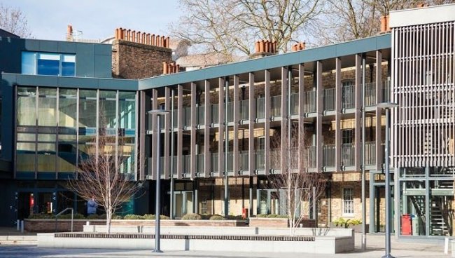 truong_dai_hoc_London_south_Bank_University