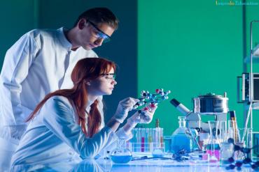 Du học Canada 2021 cùng ngành kỹ sư hóa học – Lương cao và cơ hội định cư lâu dài tại xứ sở lá phong