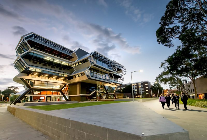 Monash_University