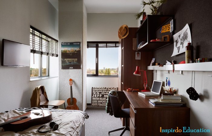 ky-tuc-xa-o-amsterdam_2